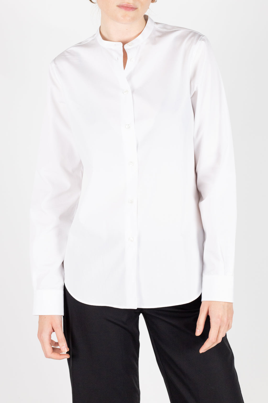 Women's white cotton poplin shirt. Long sleeve.
